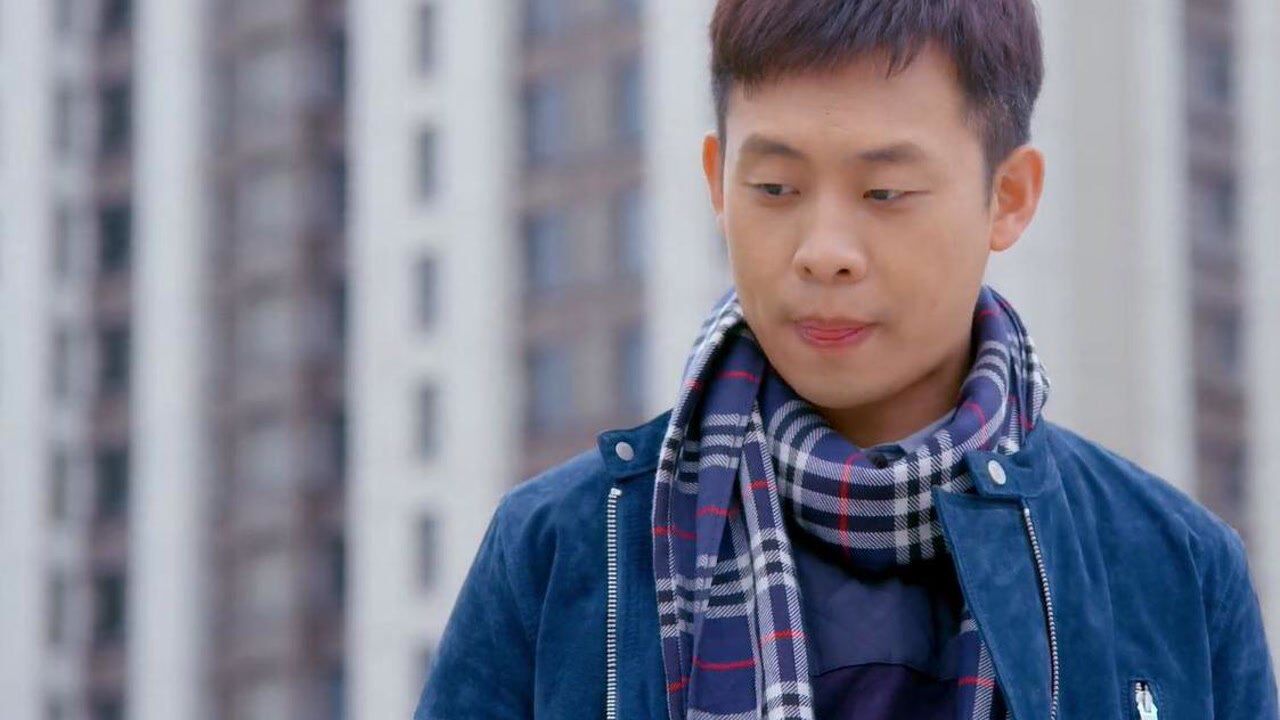 《守护丽人》第11集01:林佳一街头画画,引众人围观