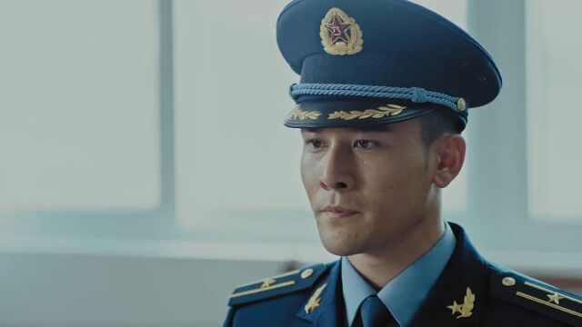 《空降利刃》第26集02:子晋向领导主动承认错误,他不应该因为私人感情而维护张启