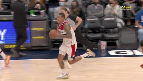 《NBA全场集锦》篮筐也得抖一抖！哈雷尔篮下吃饼暴力虐筐