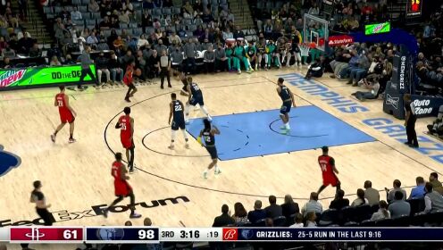 《NBA全场集锦》连续变向毫无压力 杰伦格林1v2穿越人缝上篮