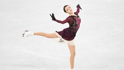 【金牌时刻】冰面上的舞者！千金谢尔巴科娃完美演绎冰上芭蕾 收获女子单人滑冠军