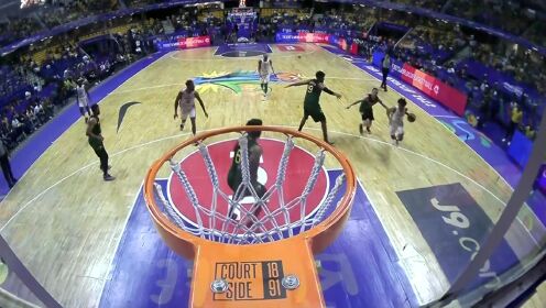 《FIBA》罗德里格斯旱地拔葱 高高跃起单臂重重虐筐