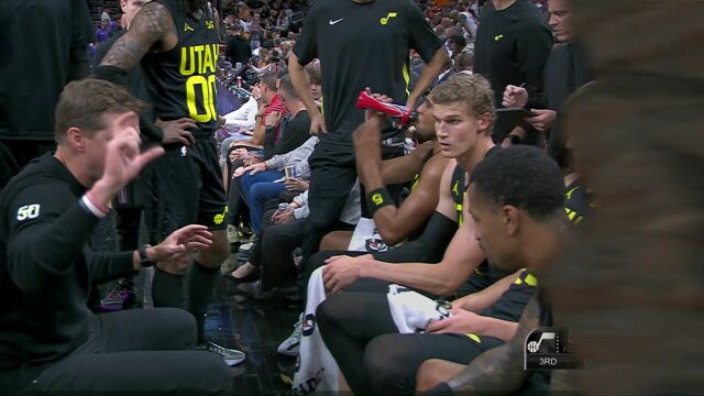 NBA常规赛：爵士vs太阳第3节英文原声回放