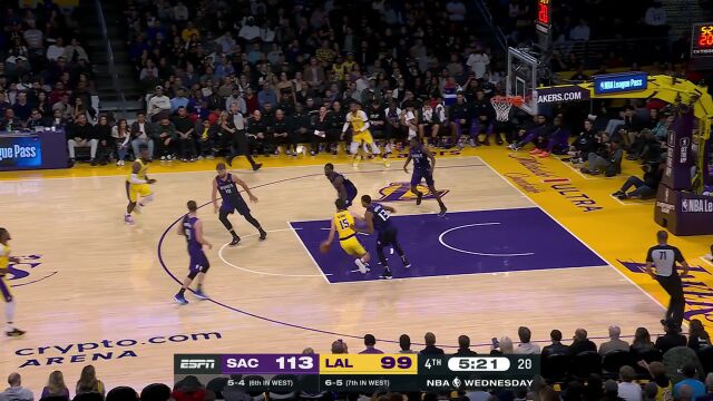 NBA常规赛：国王vs湖人第4节英文原声回放