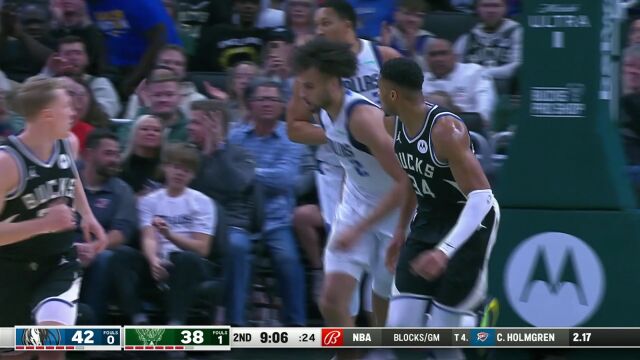 攻防一体！字母哥连续冲击势不可挡全面接管比赛