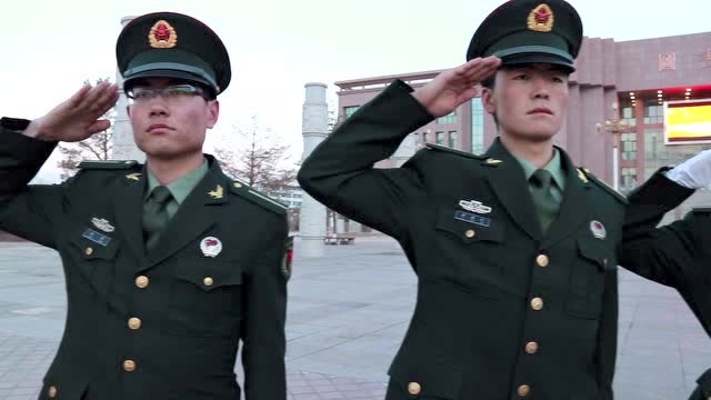 酒泉职业技术学院胡杨国旗护卫队换届仪式