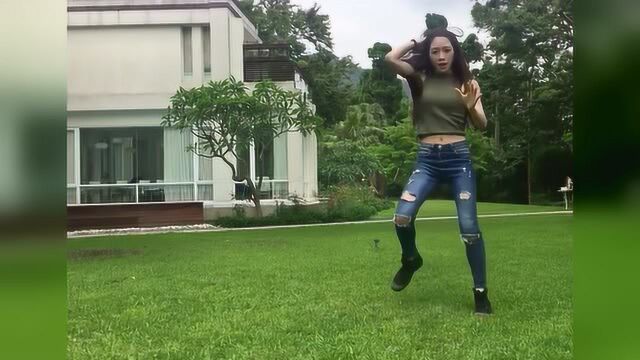 韩国美女网红跳《boombayah》舞蹈,这颜值爆表了!