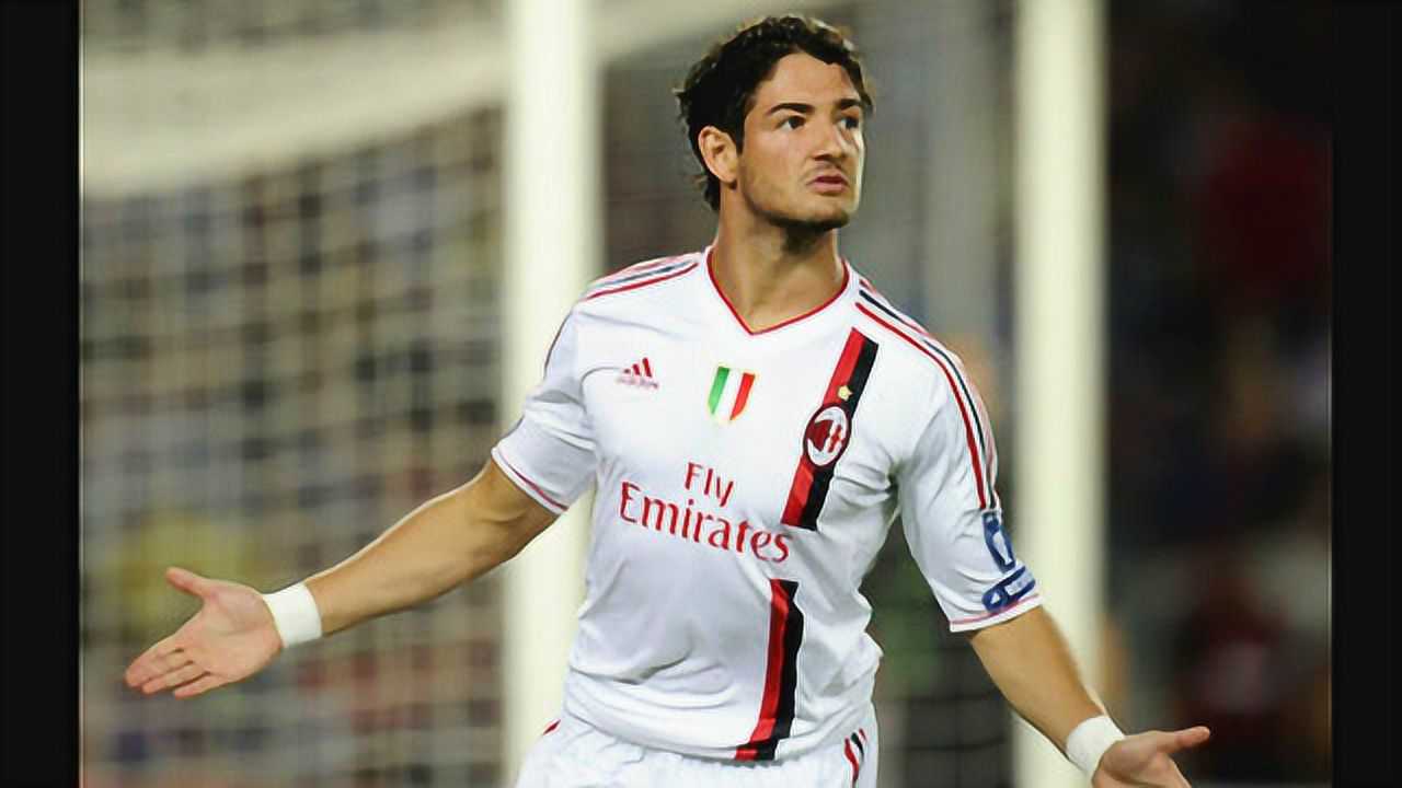 全景足坛超恐怖的爆发力帕托当年曾24秒闪击巴萨