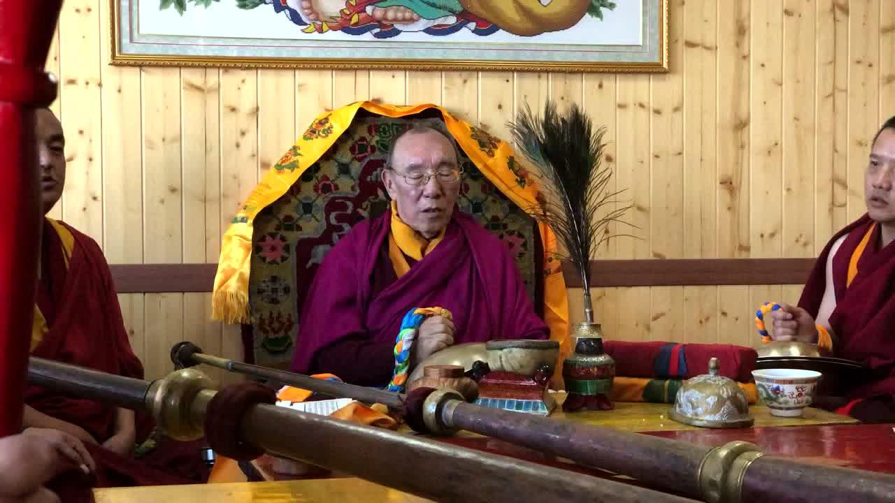 塔尔寺第四世扎西仁波切主持苏木世观音庙甘丹安却五供法会