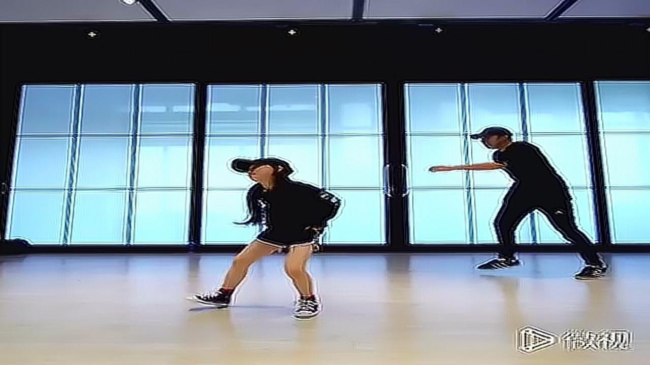 舞邦的小成员今年才9岁英文名amy