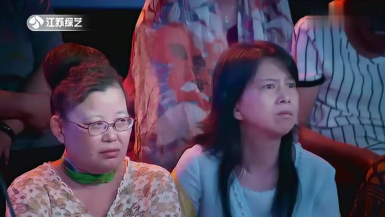 小伙不挣钱养家现场更是怼哭妻子陆之瑞发飙怒骂