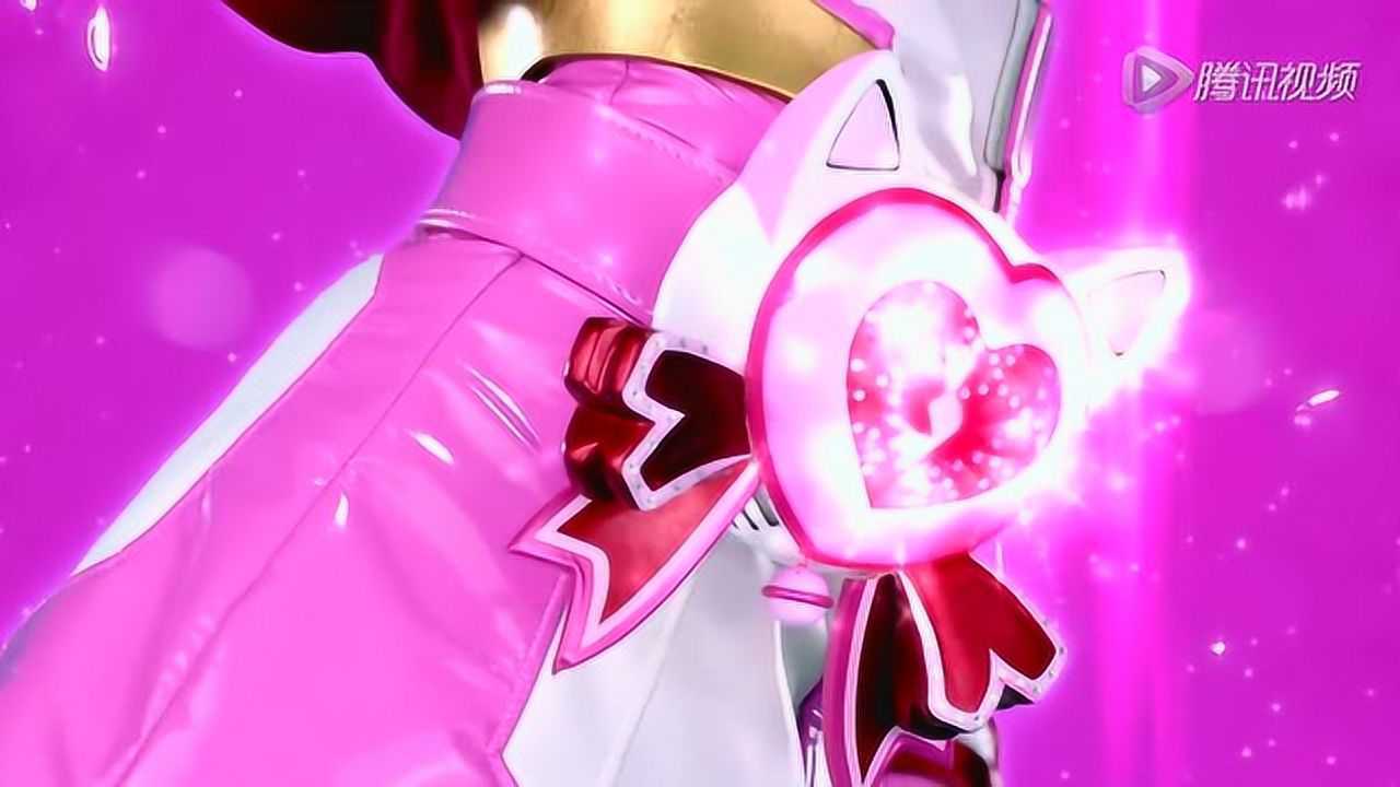 《舞法天女朵法拉》安真真变身朵密天女