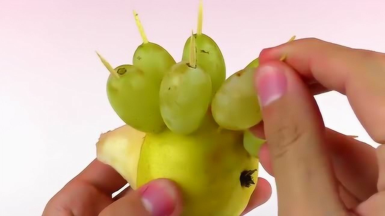 葡萄刺猬造型水果拼盘!生活客吃水果小窍门