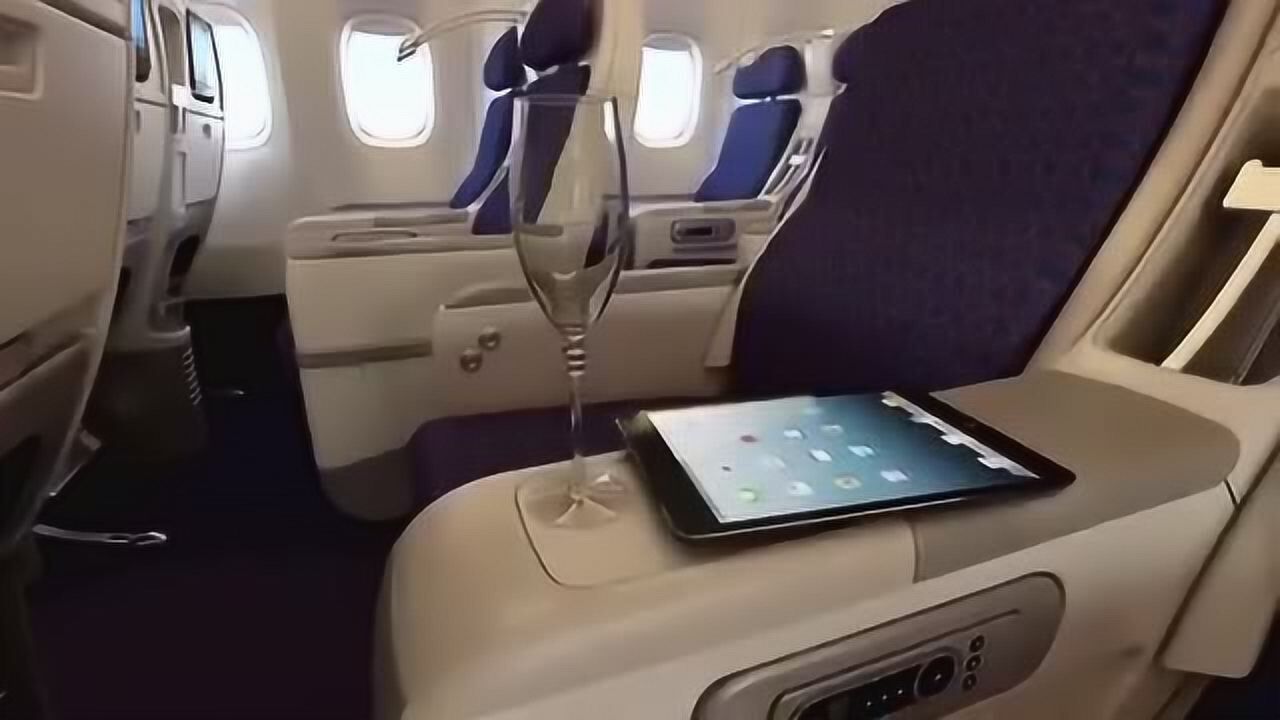 中国南方航空公司波音777客机宣传片 头等舱商务舱经济舱