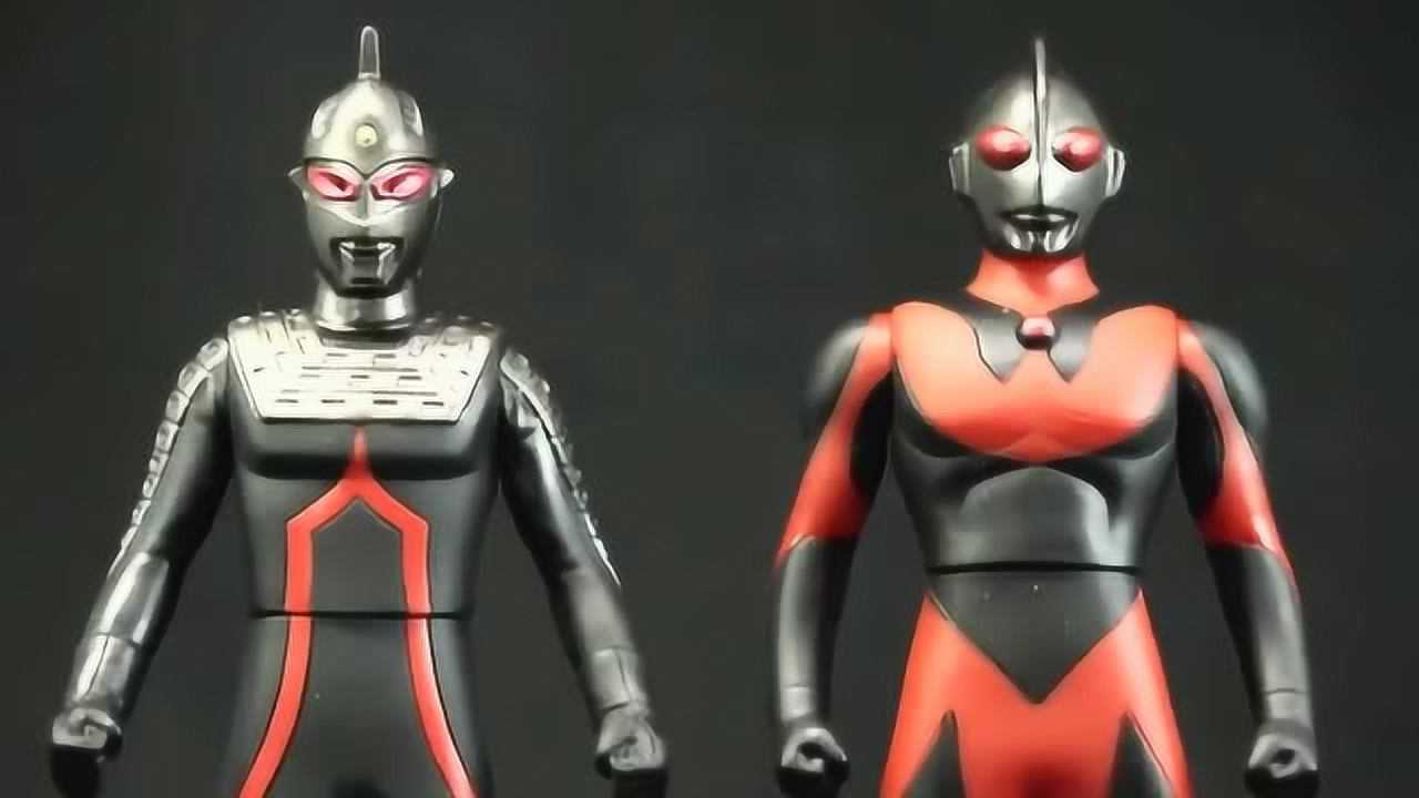 黑暗赛文奥特曼 黑暗初代奥特曼软胶对比