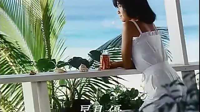 日本女星早见优1983年拍的可口可乐广告 ,那时日本很发达了