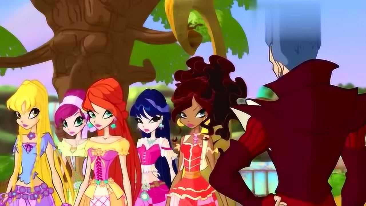 魔法俏佳人仙灵来看圣英雄们的训练有个想耍帅的能成功吗