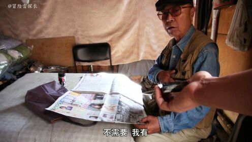 雷探长来到日本贫民区居民家中，穷人和富人的生活差距难以想象