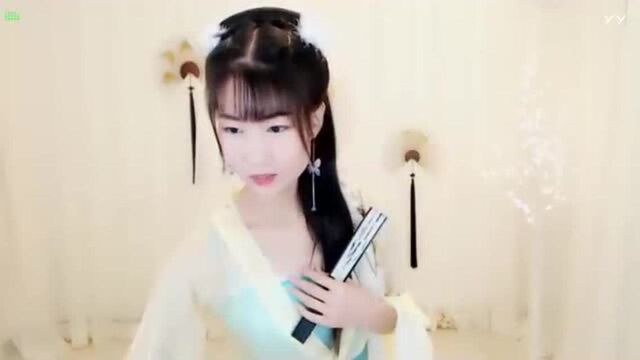 美女主播浅浅舞蹈《风花雪月》