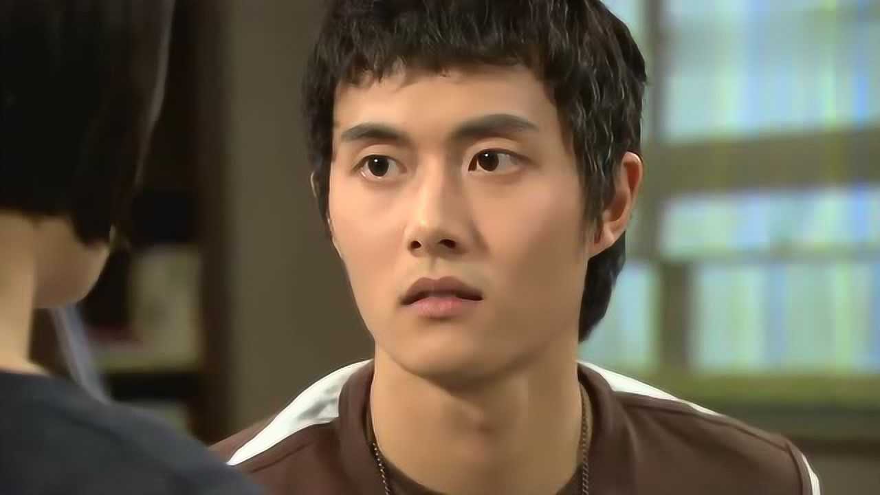 魔女幼熙女魔头幼熙竟主动吻了蔡戊龙女主一个完美侧颜杀