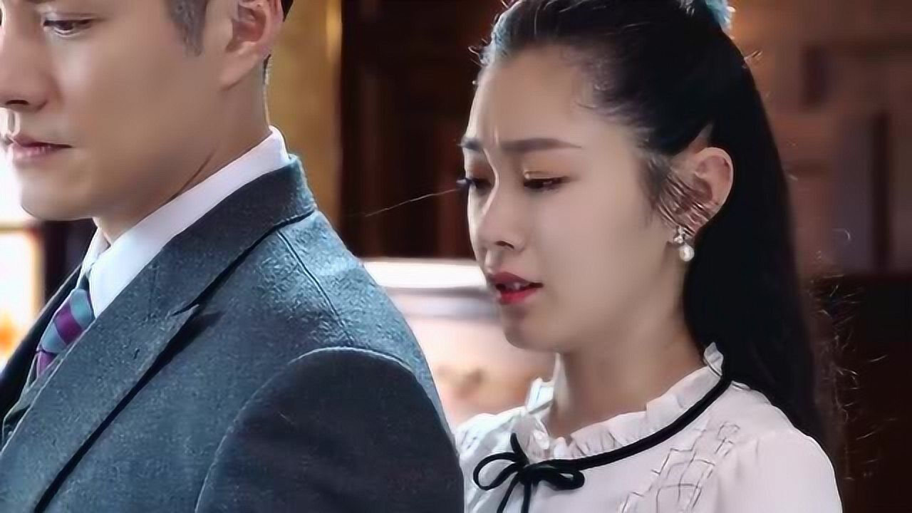 小楼又东风晗芝知道高晨会有危险出门前紧紧抱住他