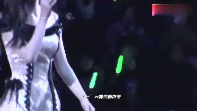 新生代美女鞠敬伟深情演唱《夜蝶》人美歌甜,超好听