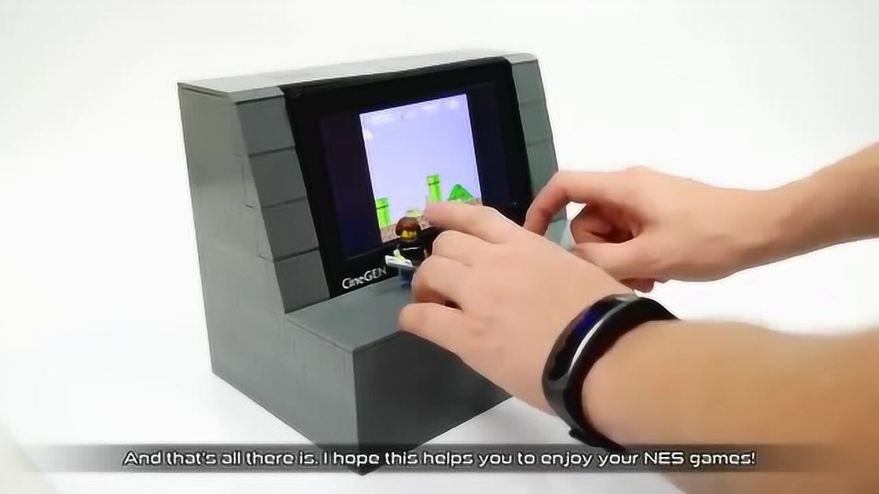 用乐高积木组建一个任天堂街机游戏机