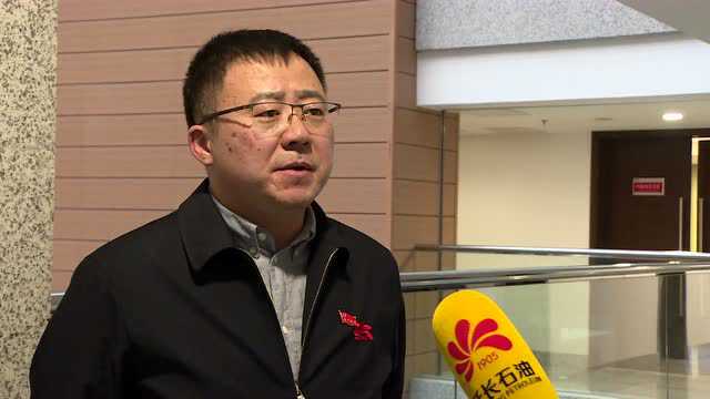 17甲醇中心经理 陈昱为你推荐自动连播02:01当医生男友给女友做起了