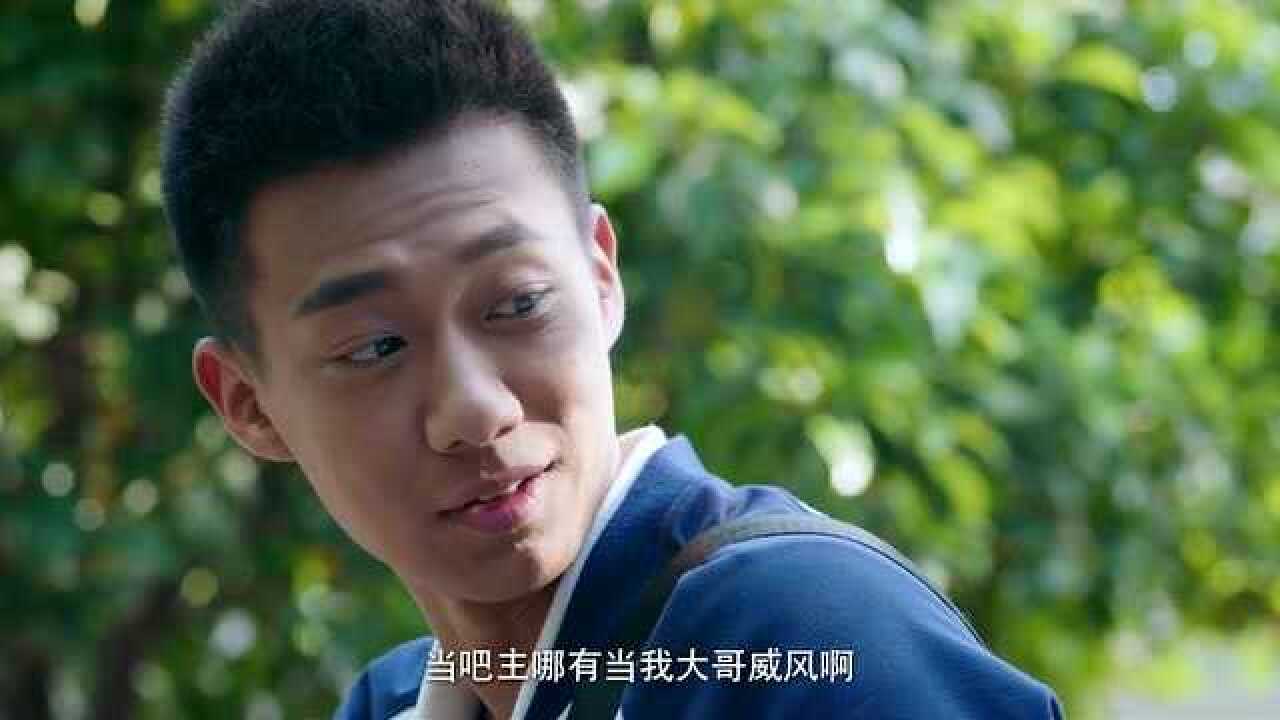 致我们单纯的小美好吴柏松身材是真好关键游泳成绩还很优秀