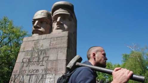 再见列宁，为何乌克兰几年间摧毁数千列宁雕像，给5万条道路改名