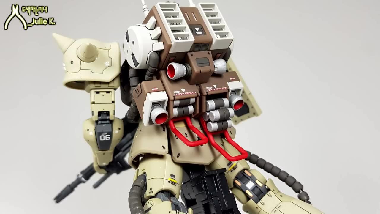 julie来啦:rg布雷型扎古测评