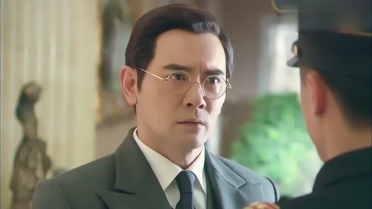 末代皇帝传奇:侍卫嘴上有口红,原因是因为这?