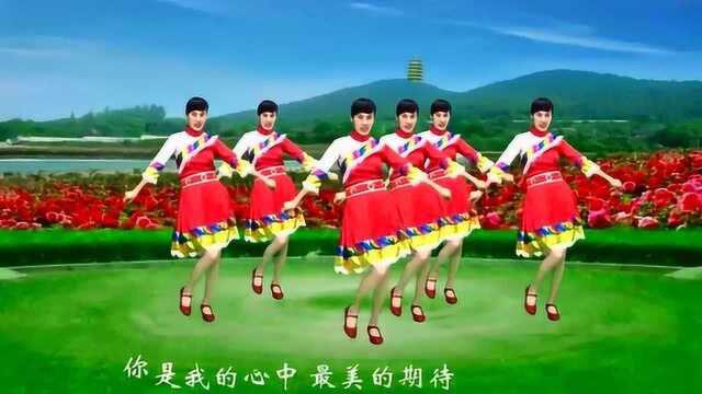 民族情歌广场舞《阿妹等哥来》大气飞扬的草原金曲,好听又好看