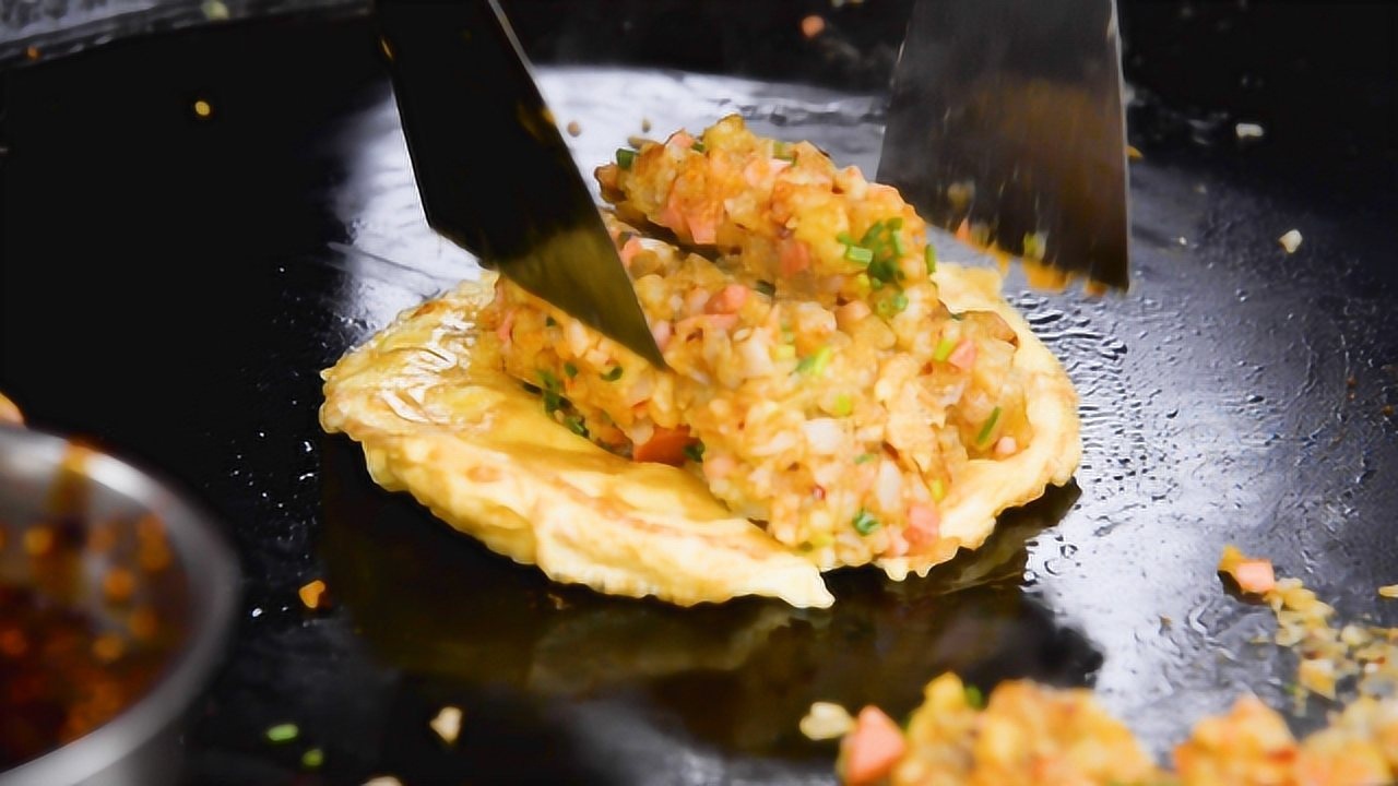 外地人学遵义蛋包洋芋,日卖几百份!