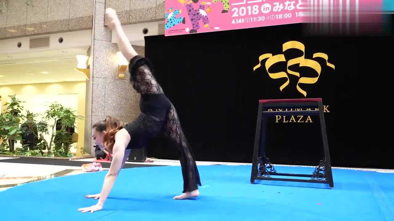 日本柔术美女身段非常柔美让人大饱眼福
