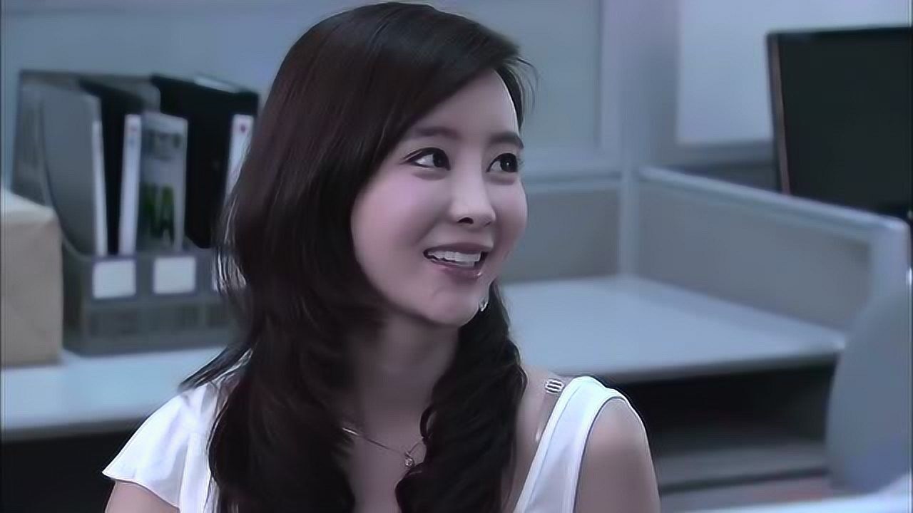 温柔的谎言:老板求着她去跑业务,却不知她已经自己开公司!