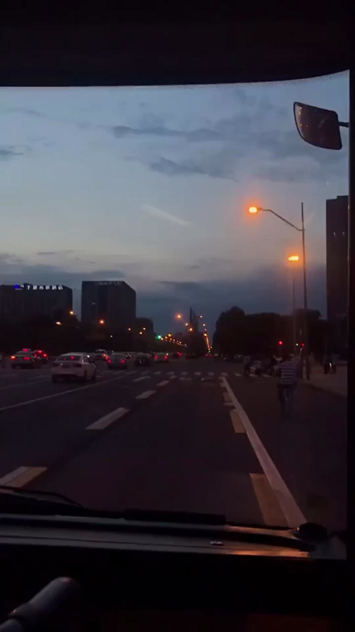 夜晚回家的路