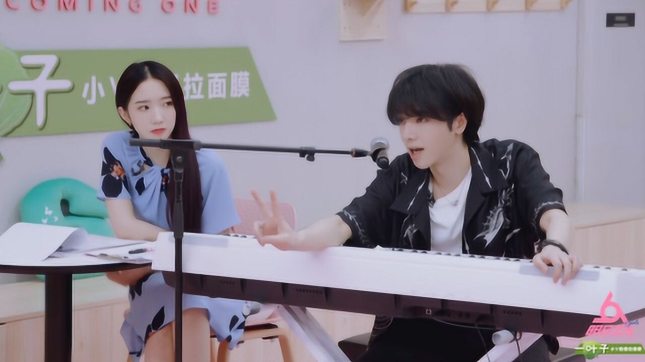 华晨宇指导第三轮编曲考核,发生什么樊博艺突然哭了