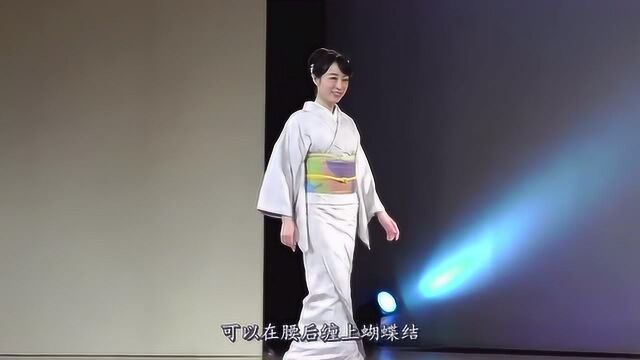 日本传统服饰和服,为何后面会有个小枕头?