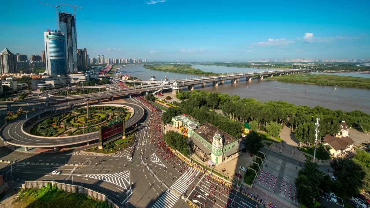 鸟瞰2019哈尔滨国际马拉松比赛
