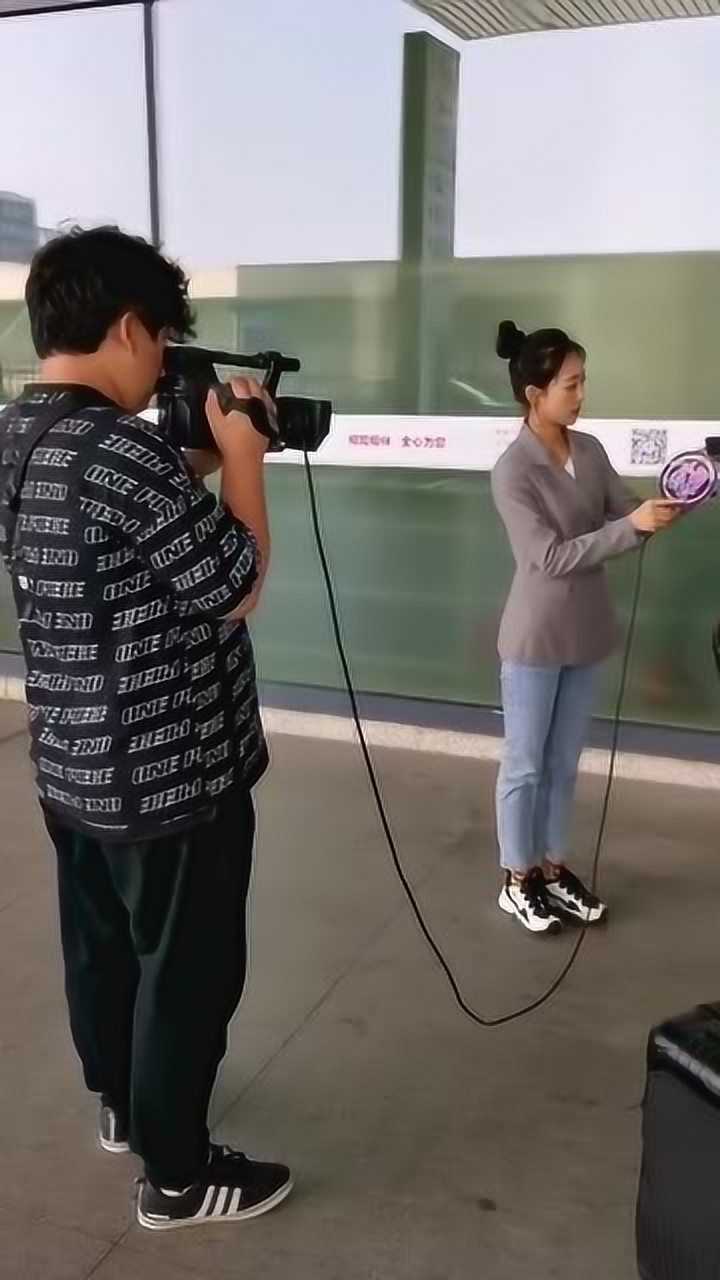 河南人最信赖的人小莉帮忙真不错帮了不少忙