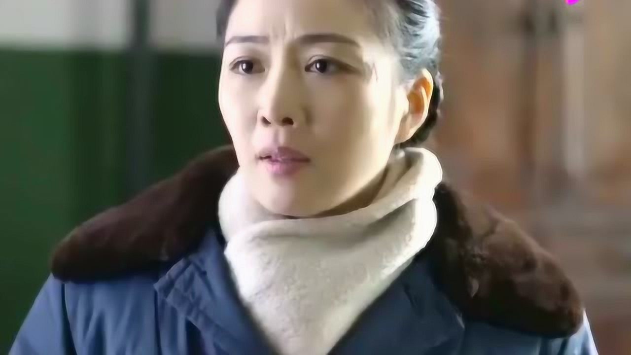 我的二哥二嫂小伙在宿舍练习针灸却把自己嘴给整歪了