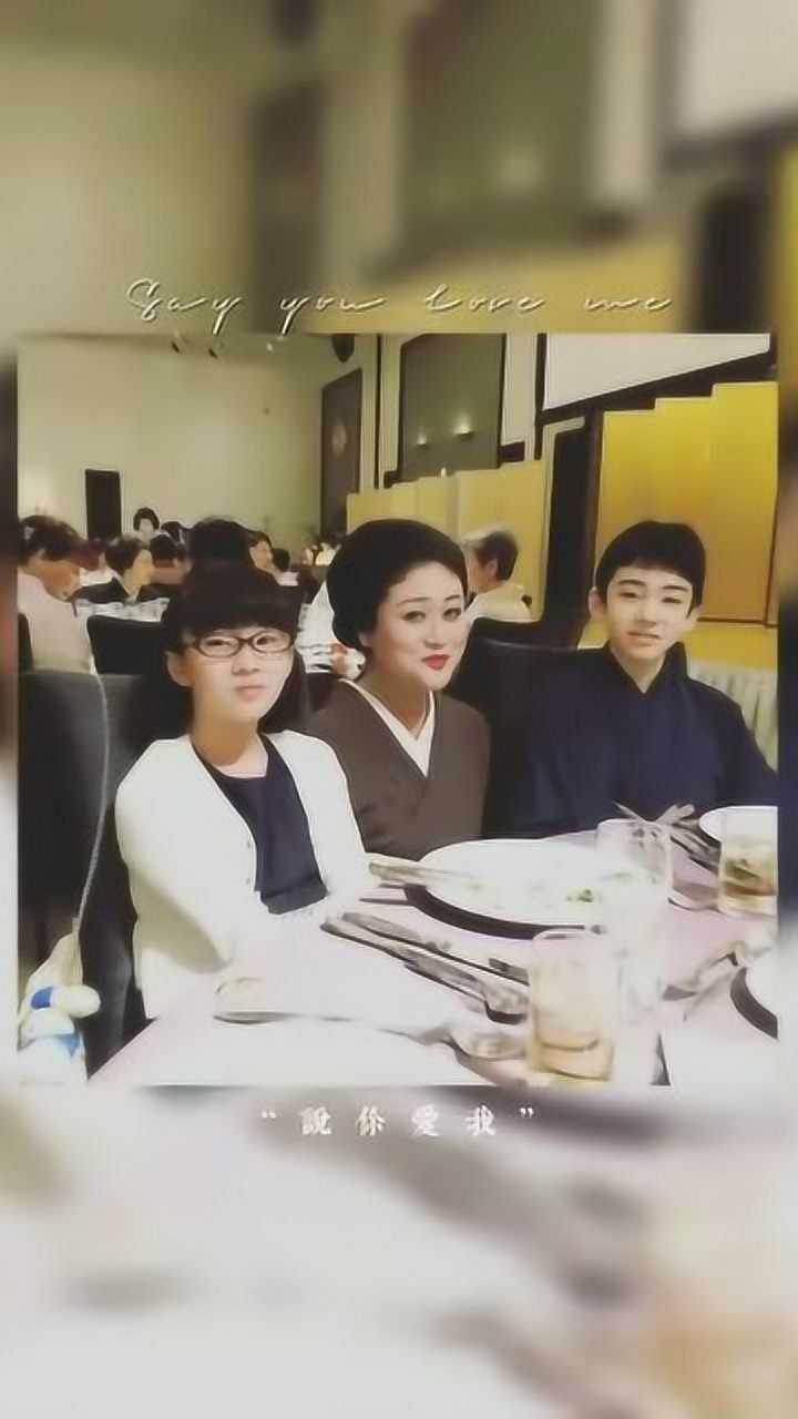 藤间斋哥哥继承了美貌和家族妹妹继承了平凡和快乐