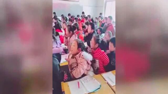 这个学校的气氛太和谐了, 怎么可能学不会呢!