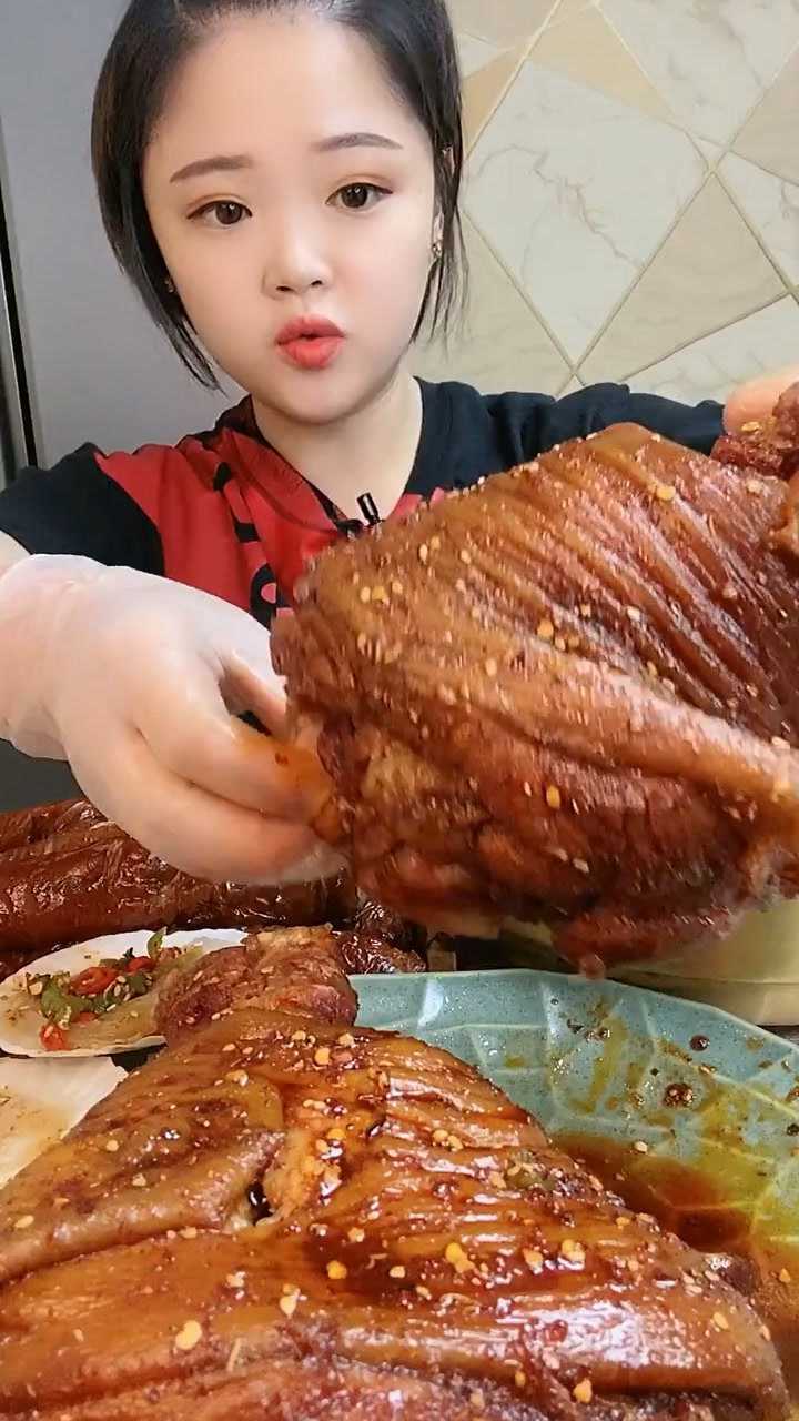 大肘子 还是皮最好吃