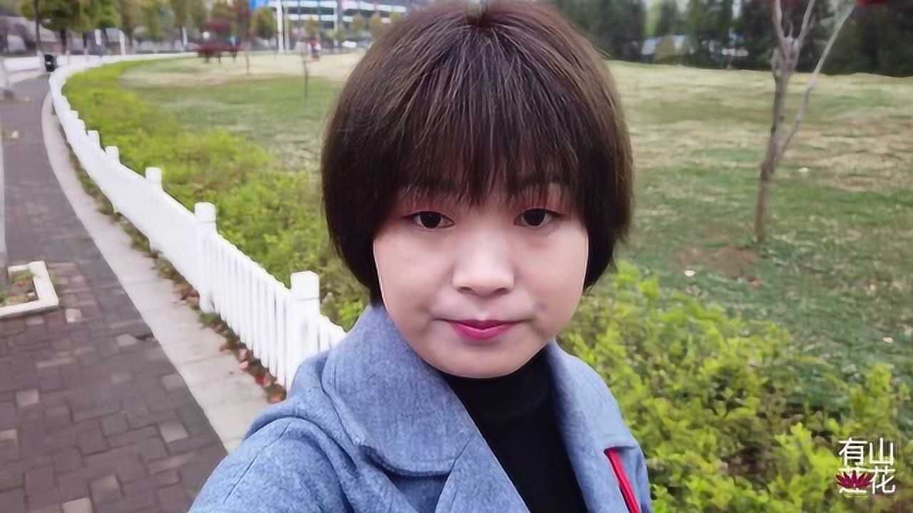 单身女人从黄毛非主流,变回短发大妈,不换发型,染个颜色就搞定