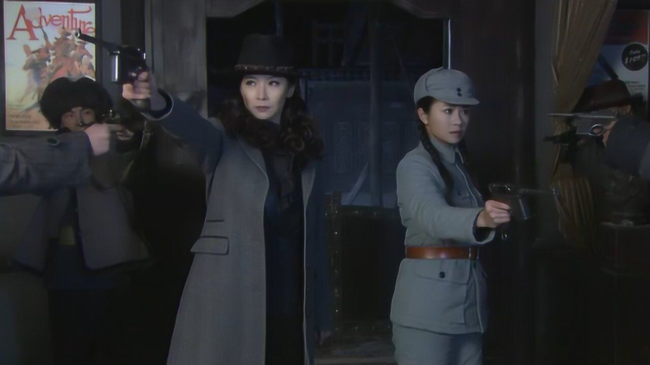 大漠枪神特派员带着林雪来到客栈谁料却遭到了土匪的埋伏凶多吉少