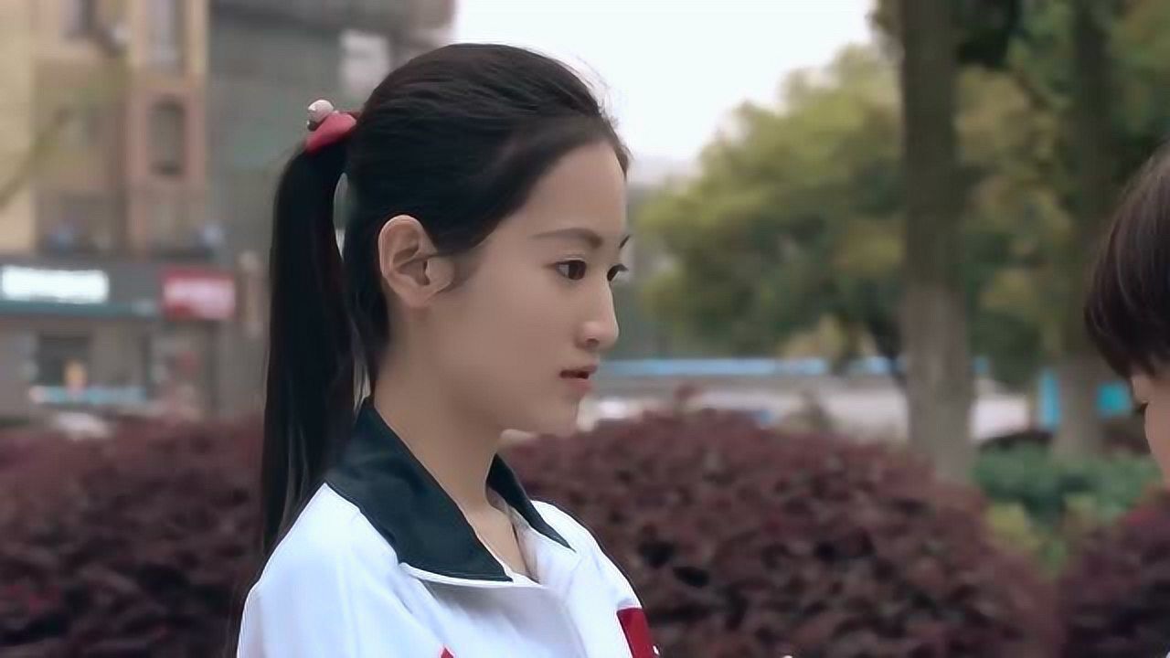 回家的路有多远牛胜赶走流浪狗小小出面阻止