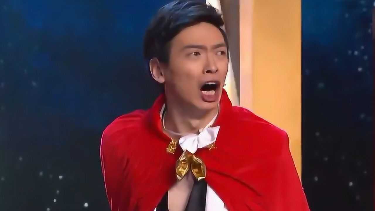 笑傲帮魔术师上演大变活人超人变托大闹笑傲帮舞台