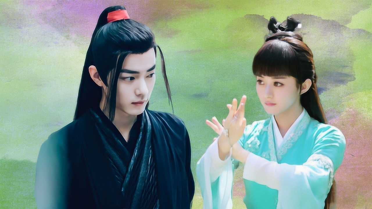 青梅竹马久别重逢,肖战赵丽颖"演绎"花灯定情